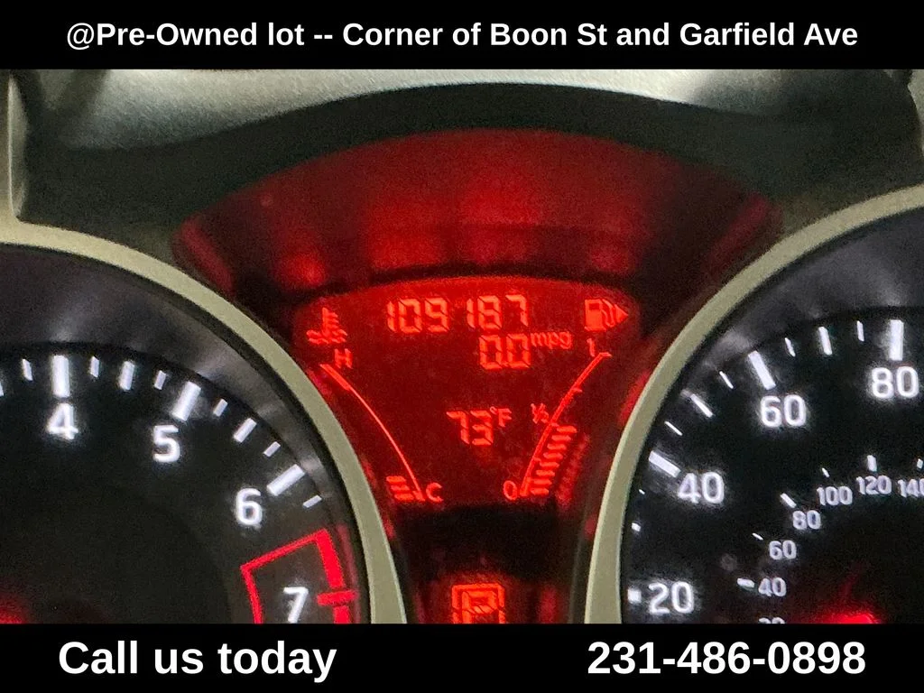 Used 2012 Red Nissan SL image 24