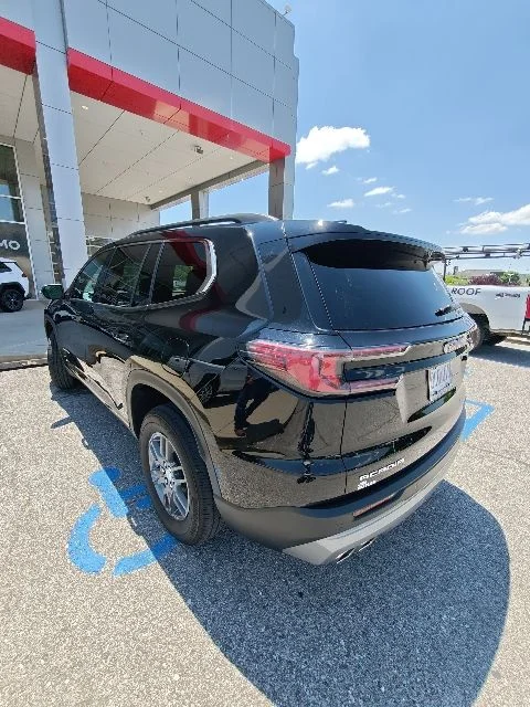 Used 2025 Black GMC Elevation image 9