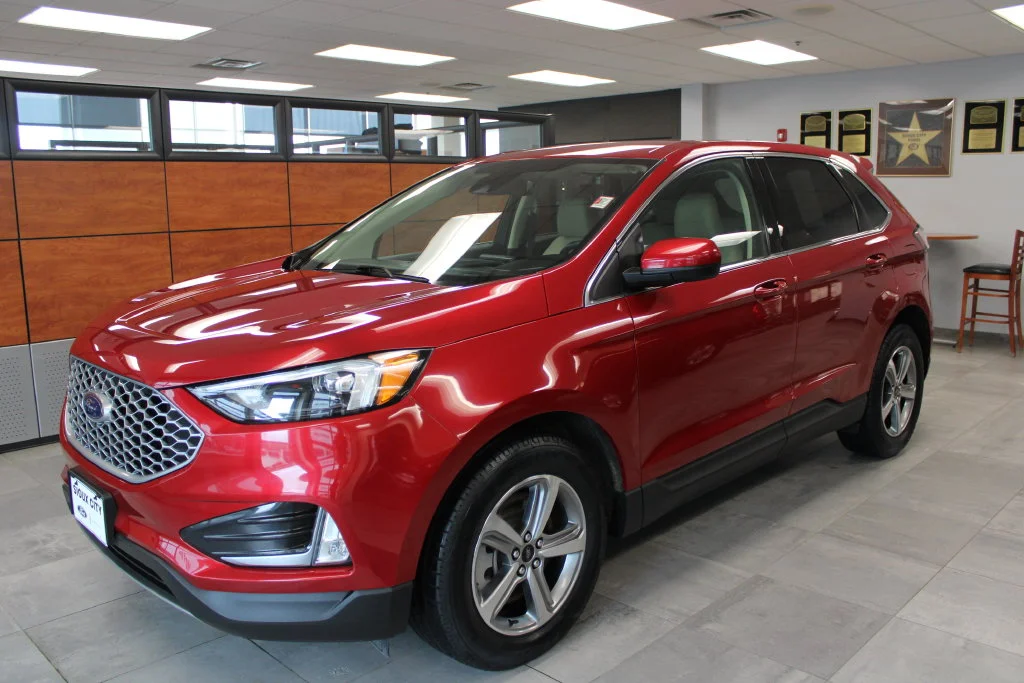 2023 Ford Edge