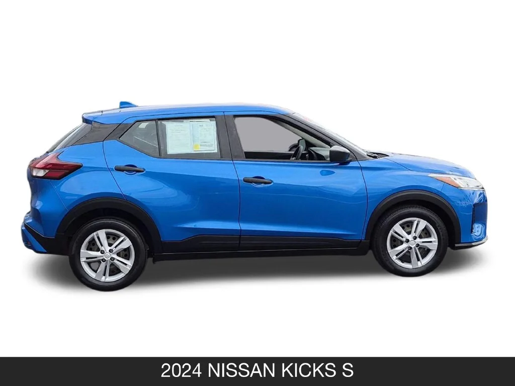Used 2024 Blue Nissan S image 6