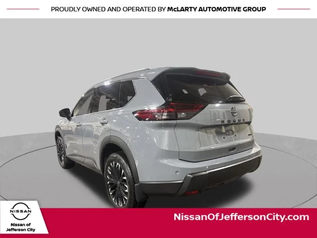 2026 Nissan Rogue Dark Armor - Photo 7