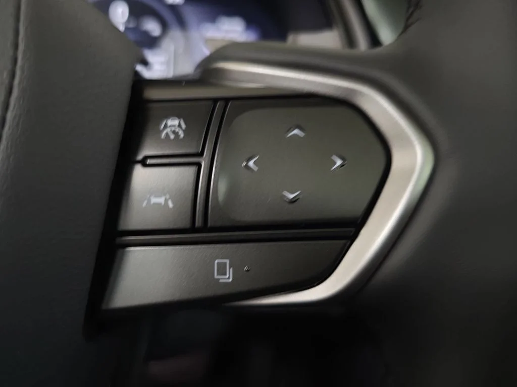 New 2026 Iridium Lexus PREMIUM PLUS image 18
