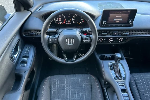 Used 2024  Honda Sport image 15