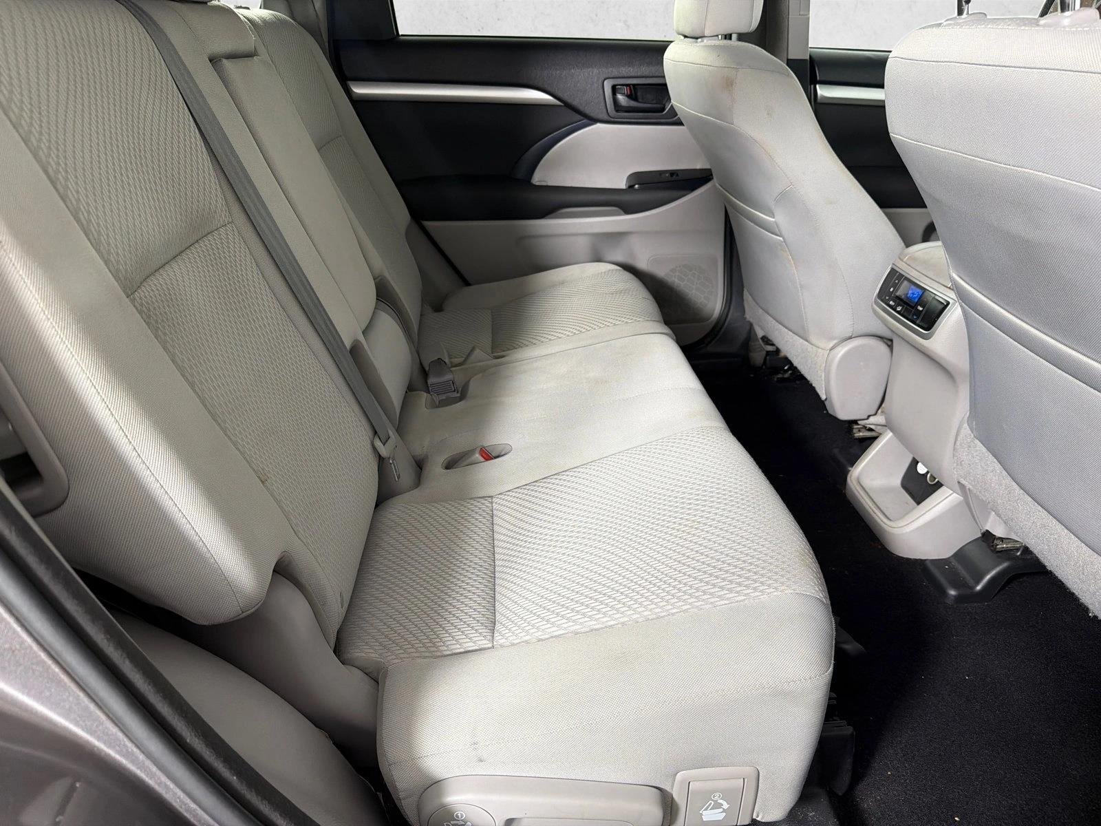 Used 2016 Predawn Gray Mica Toyota LE image 15