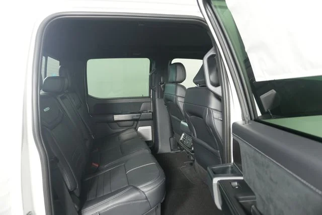 New 2026 Star White Metallic Tri-Coat Ford Platinum® image 34