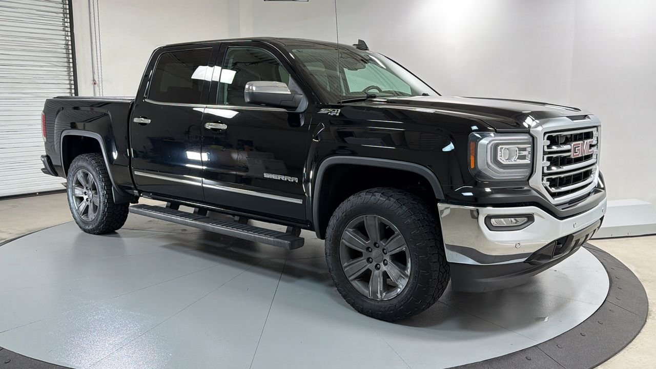 Used 2017 Black GMC SLT image 3