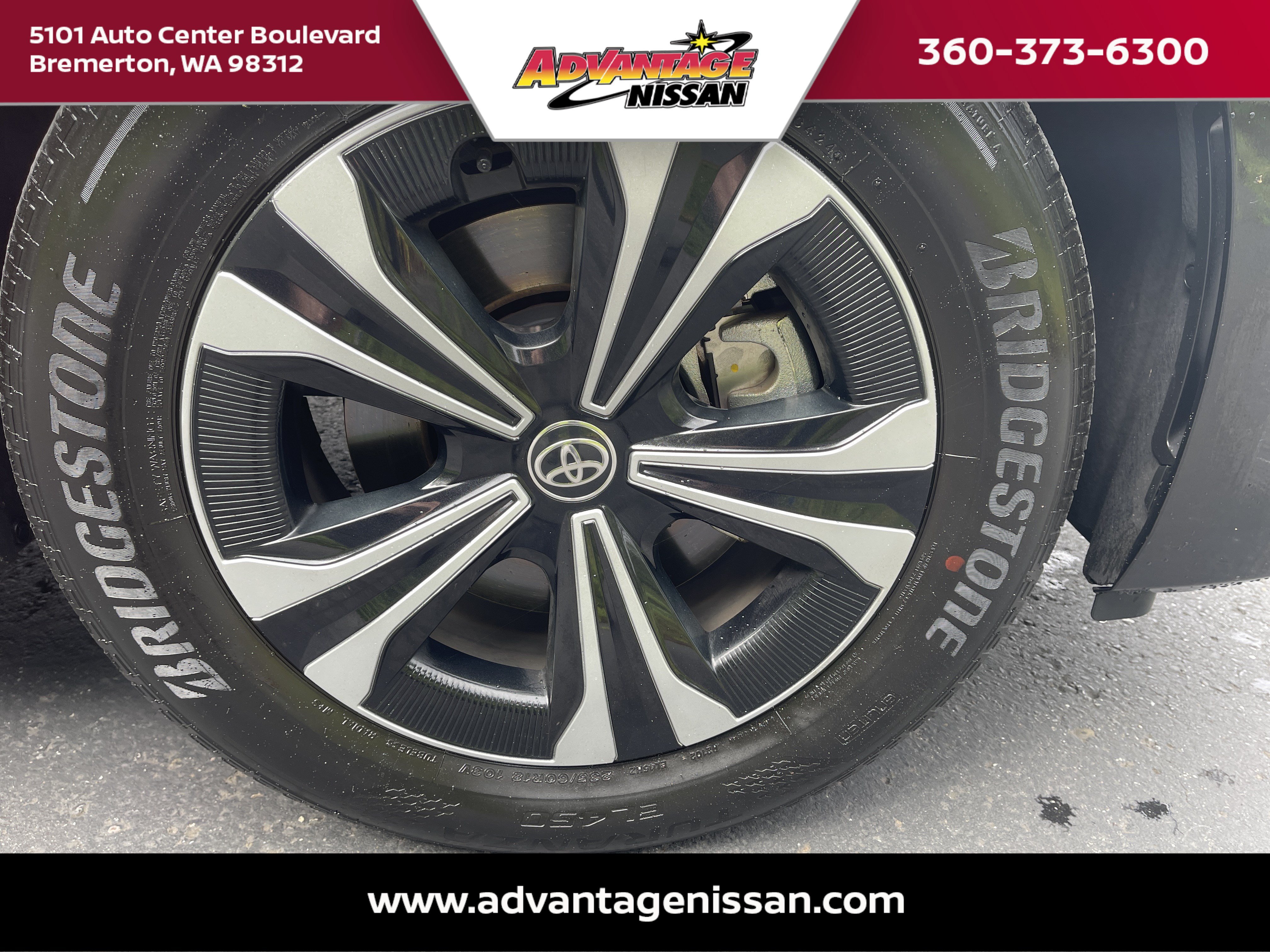 Used 2024 Supersonic Red Toyota XLE image 24
