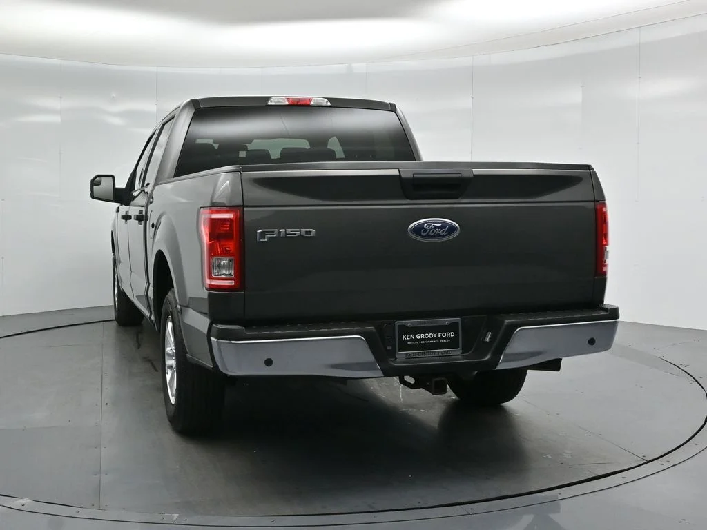 Used 2017 Gray Ford XLT image 21