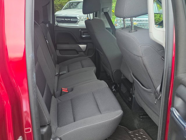 Used 2018 CAJUN RED TINTCOAT Chevrolet LT image 25
