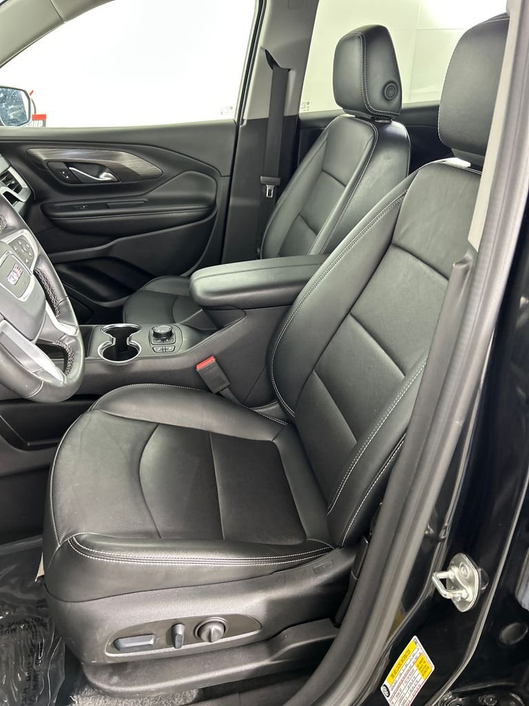 Used 2024 Black GMC SLT image 12