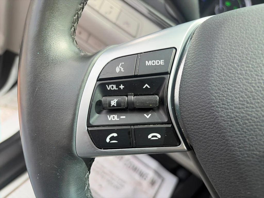 Used 2019 White Hyundai Limited image 36