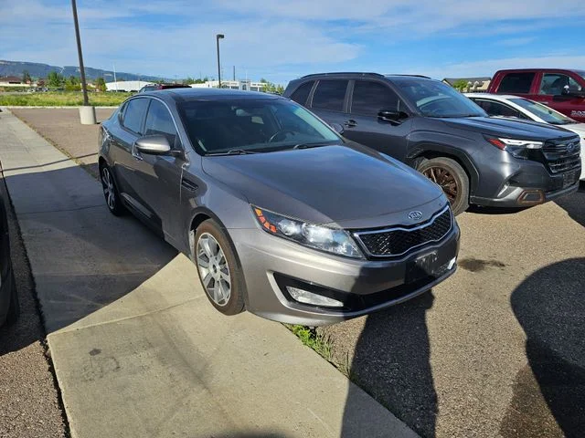 Used 2012 Titanium Metallic Kia SX image 3