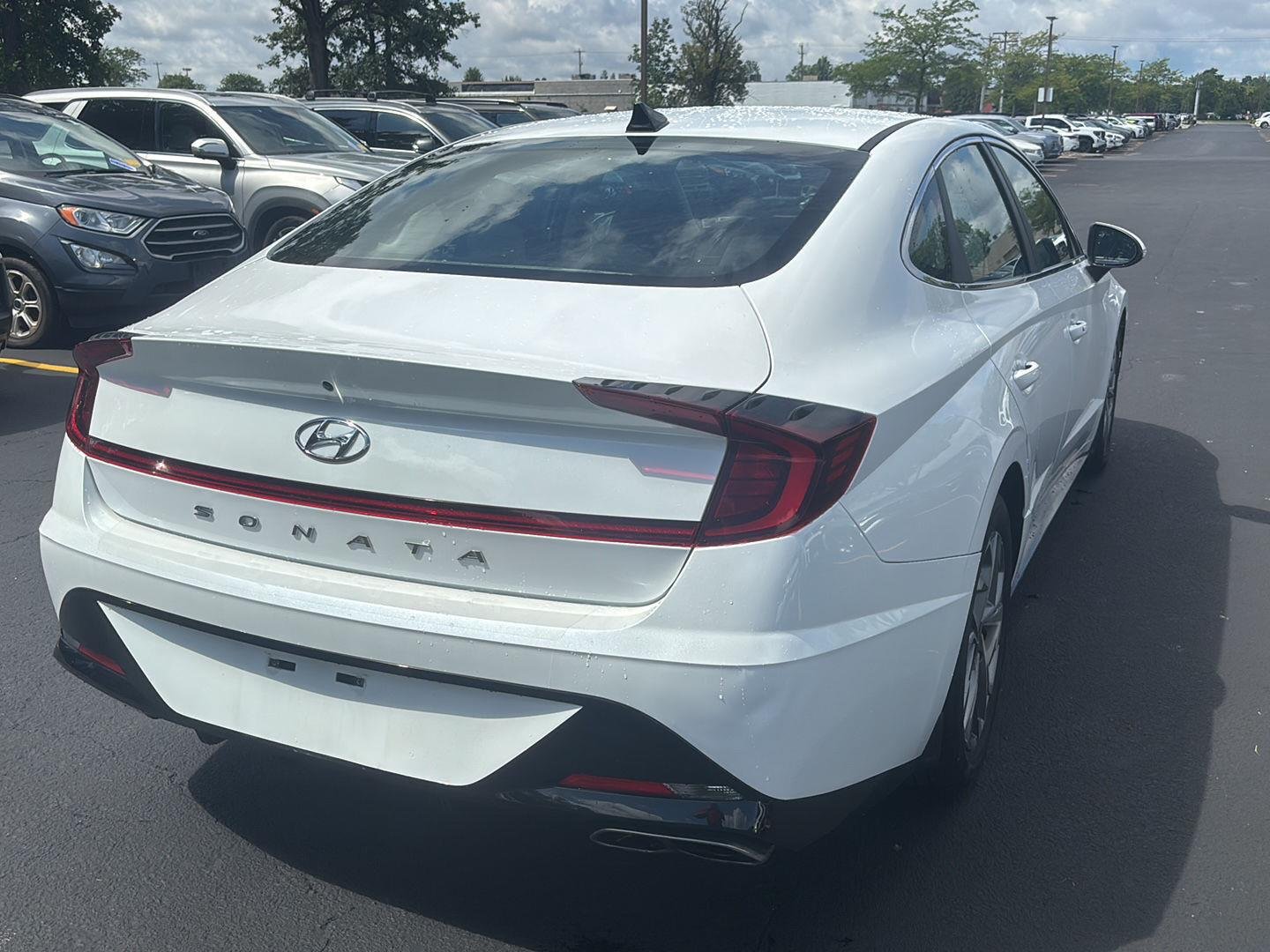 Used 2021 Quartz White Hyundai SEL image 7