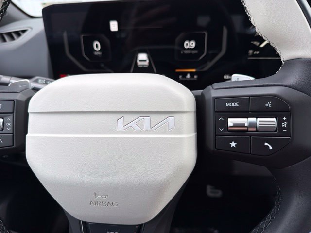 New 2026 Snow White Pearl Kia GT-Line Turbo image 22