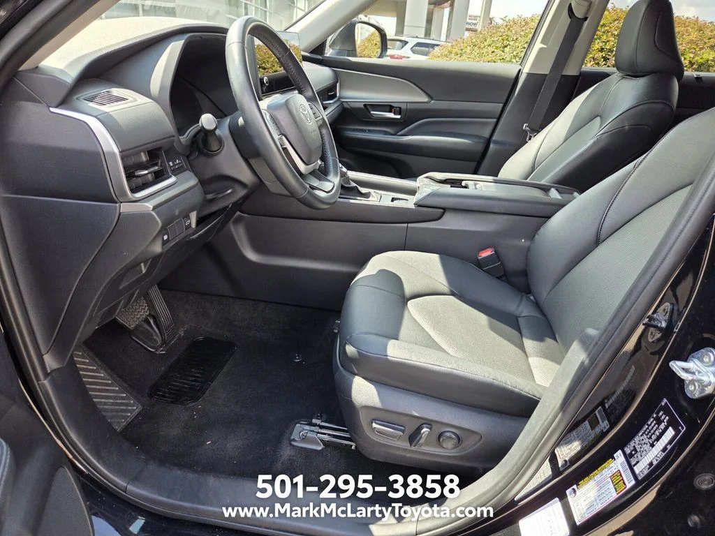 Used 2025 Black Toyota XLE image 4