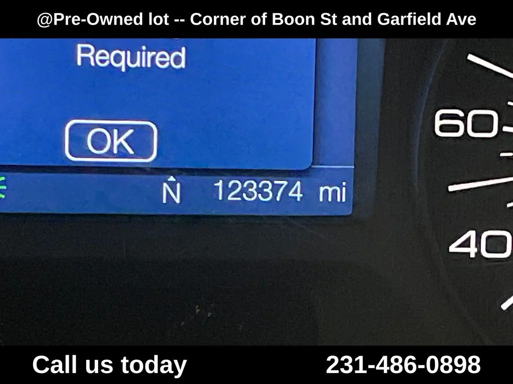Used 2014 Black Ford SEL image 22