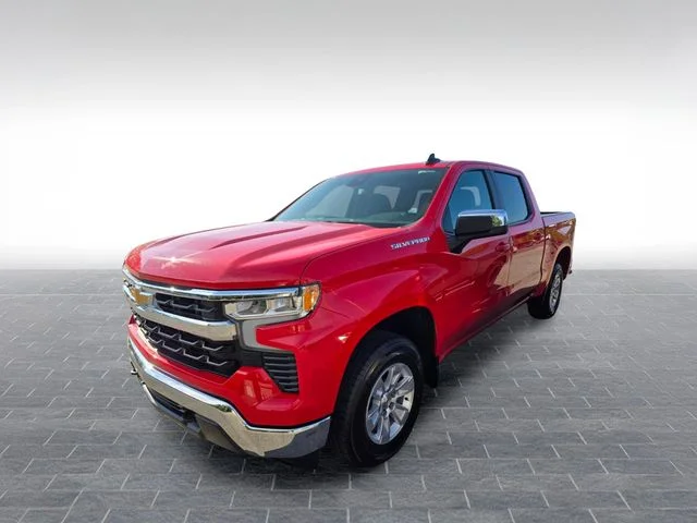 Used 2025 Red Chevrolet LT image 3