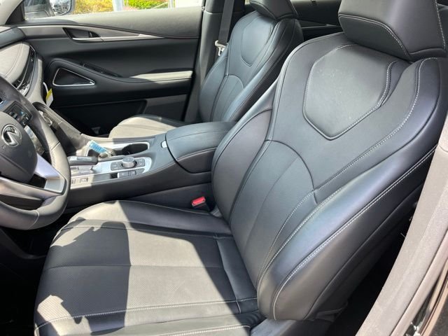 Certified Used 2026 Mineral INFINITI LUXE image 9