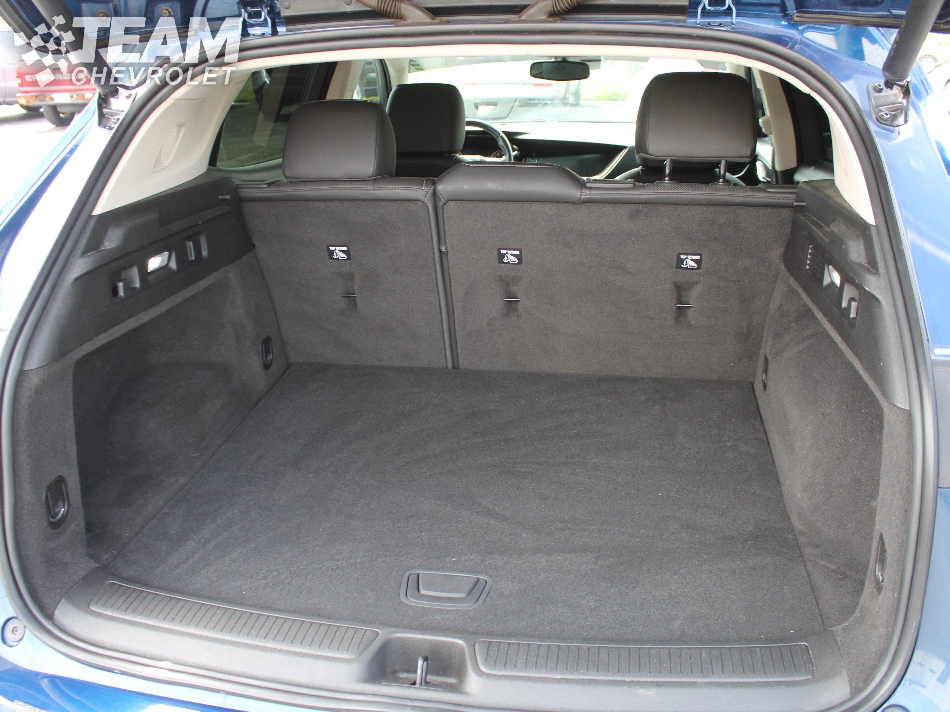 Used 2022 SAPPHIRE METALLIC Buick Essence image 30