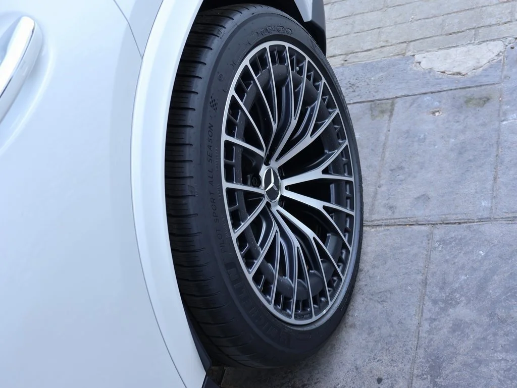 Certified Used 2026 MANUFAKTUR Moonlight White Metallic Mercedes-Benz GLC 43 AMG® image 43