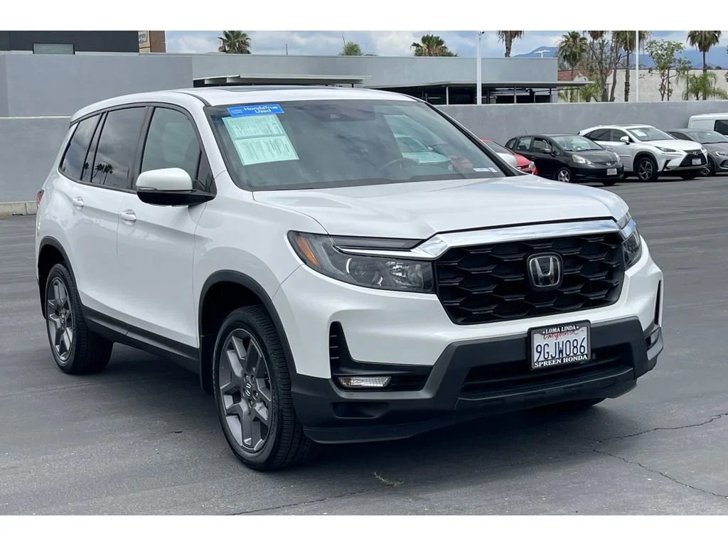 Certified Used 2023 Platinum White Pearl Honda AWD EX-L image 67