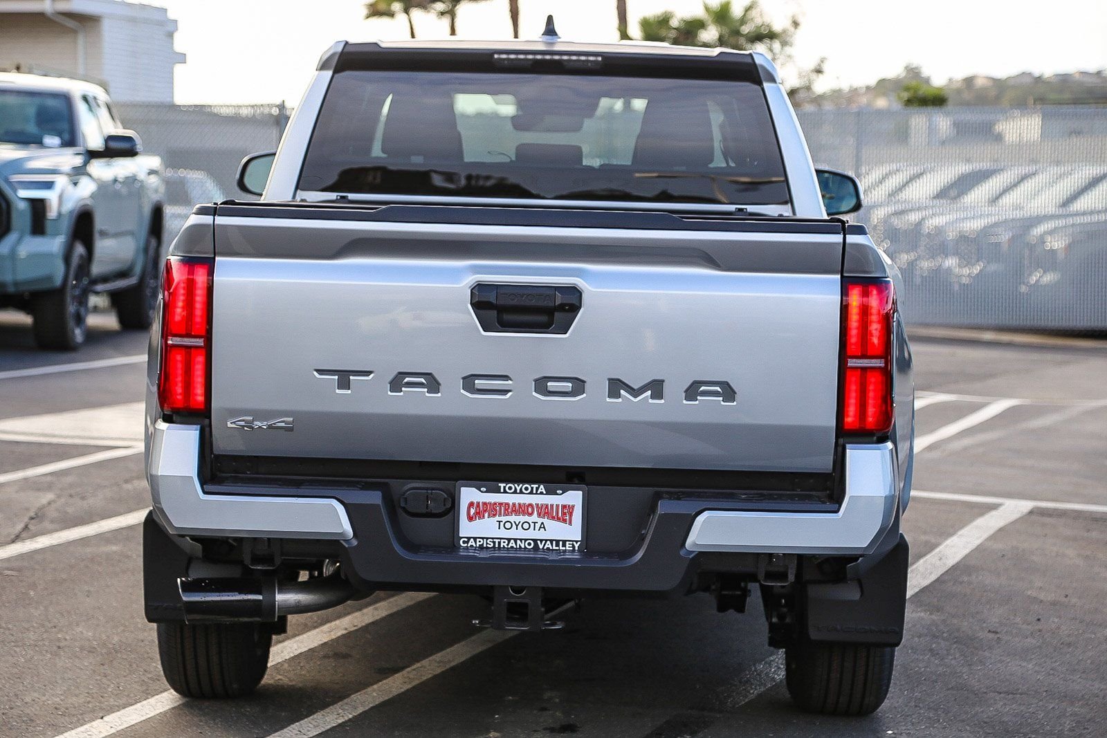 2026 Toyota Tacoma SR5 - Photo 7