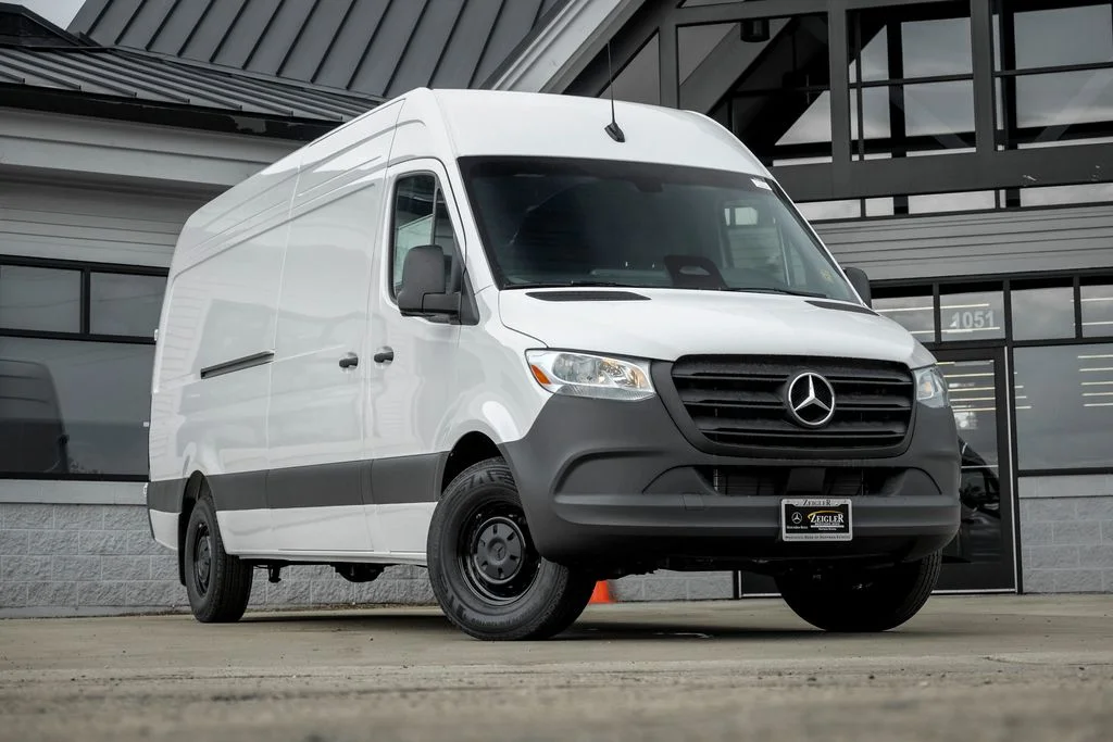 2026 Mercedes-Benz Sprinter 2500 170 WB HO High Roof's photo