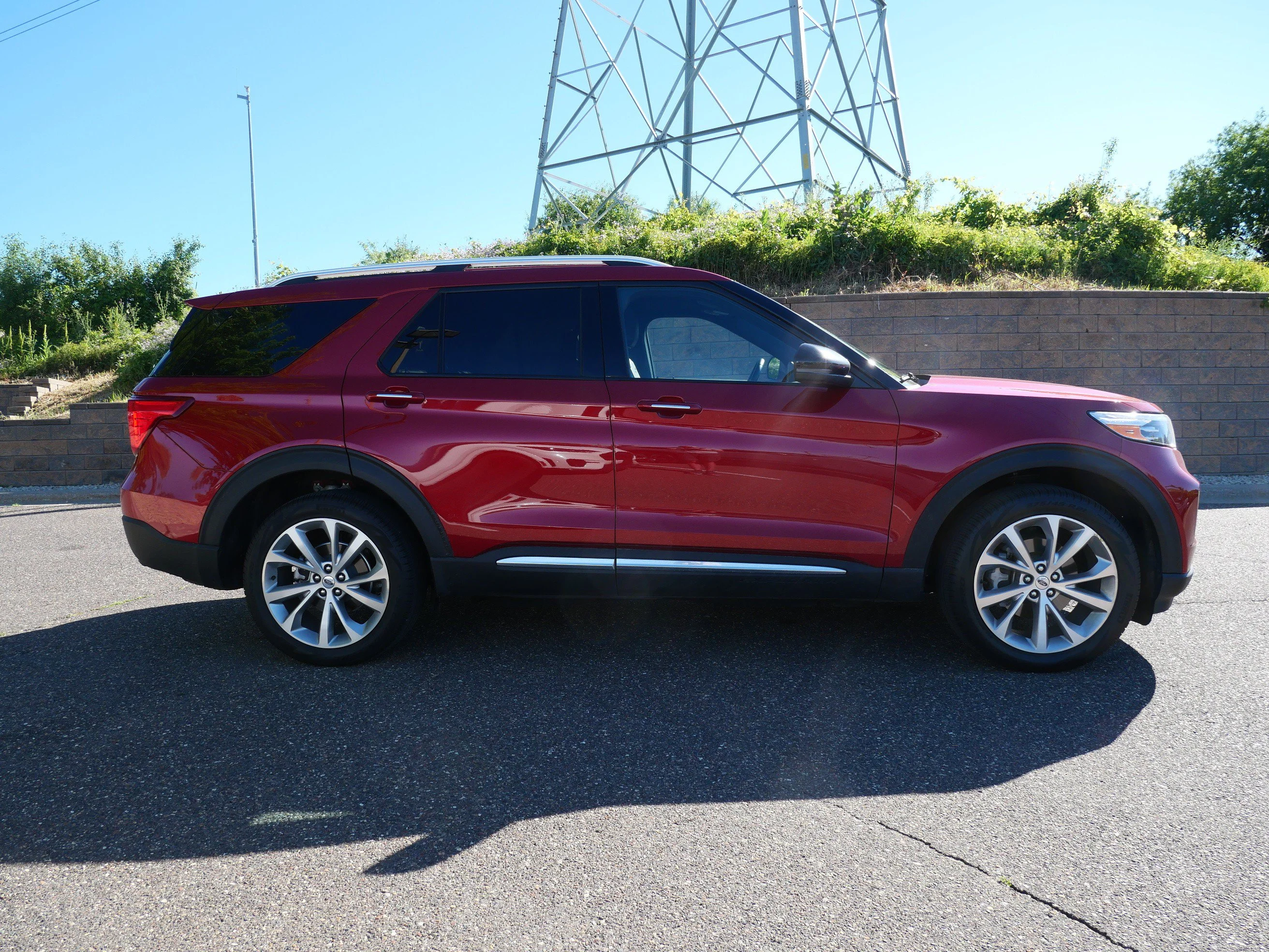 Certified Used 2023 Rapid Red Metallic Tinted Clearcoat Ford Platinum image 7