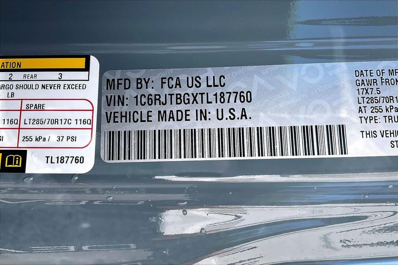 New 2026 Anvil Clear-Coat Exterior Paint Jeep Rubicon X image 37