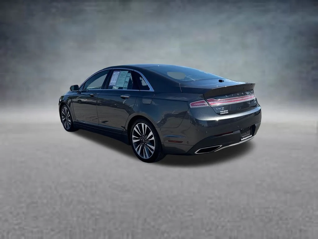 Used 2019 Magnetic Gray Metallic Lincoln Reserve image 9