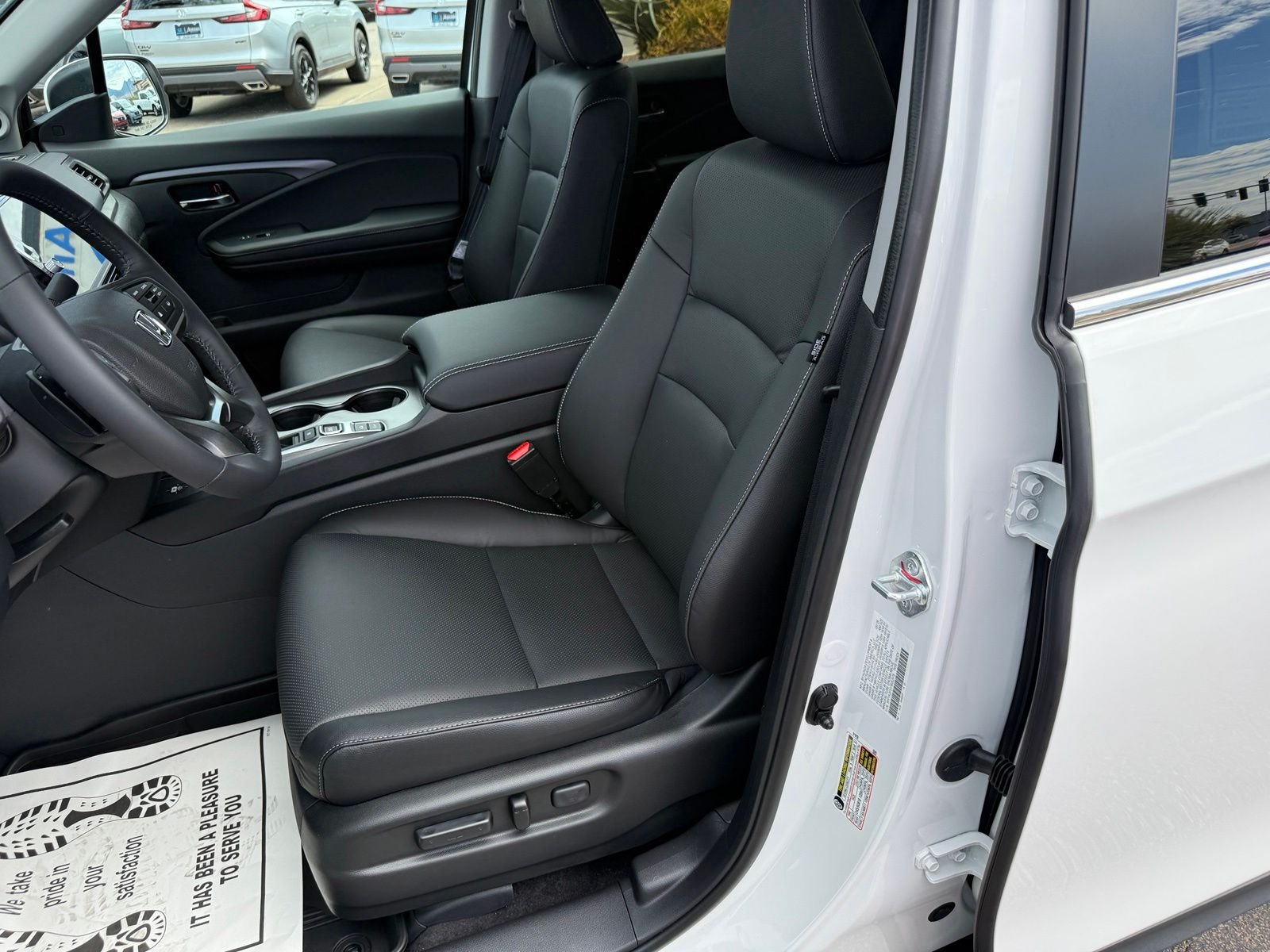 New 2026 Platinum White Pearl Honda RTL image 32