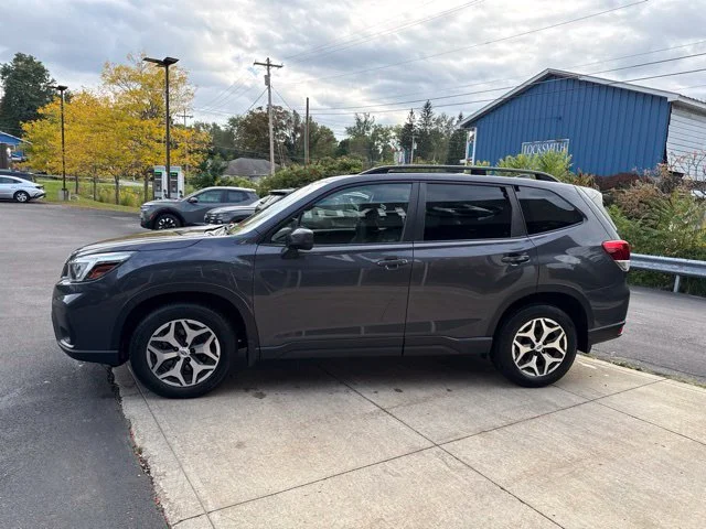 Certified Used 2021 Gray Subaru Premium image 5