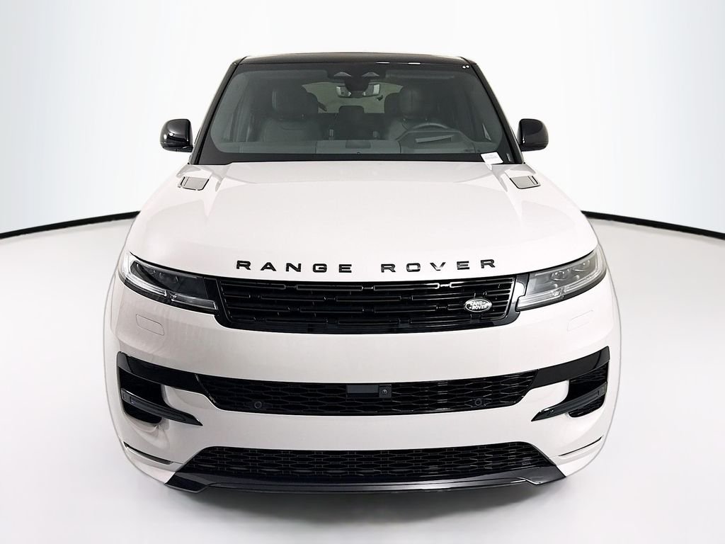 New 2026 Borasco Grey Land Rover Dynamic SE image 2