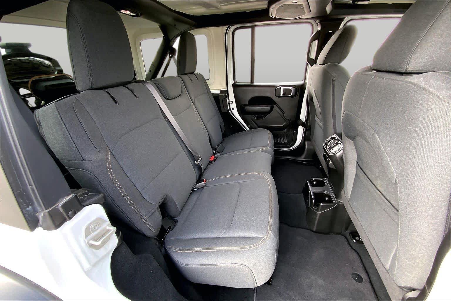 Used 2024 Bright White Clearcoat Jeep Sport S image 28