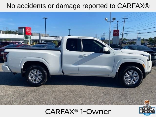 Used 2024 Glacier White Nissan SV image 2