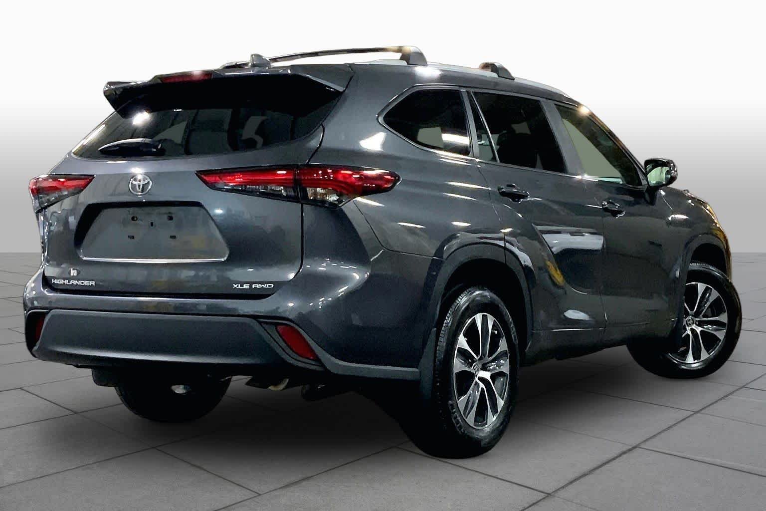 Used 2023 Magnetic Gray Metallic Toyota XLE image 13