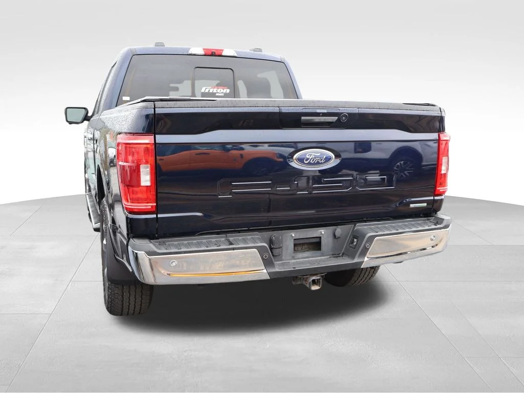 Used 2022 Blue Metallic Ford XLT image 19