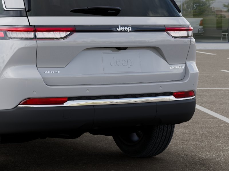 New 2026 Bright White Clear-Coat Exterior Paint Jeep Limited image 47