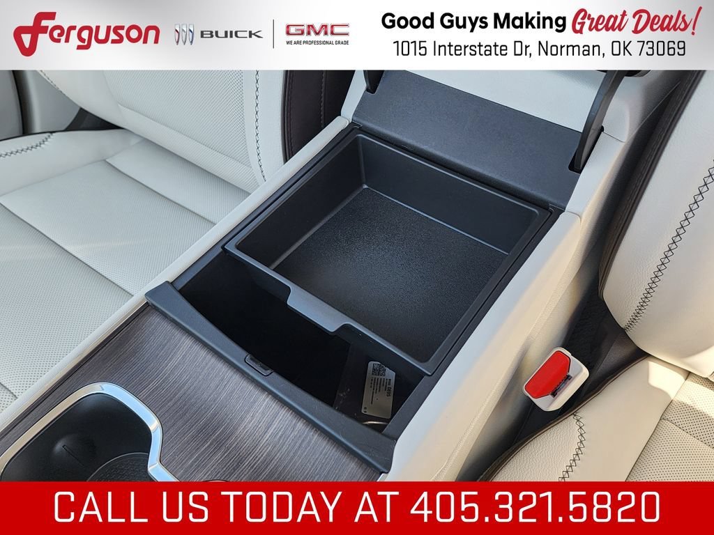 2026 GMC Acadia Denali - Photo 35