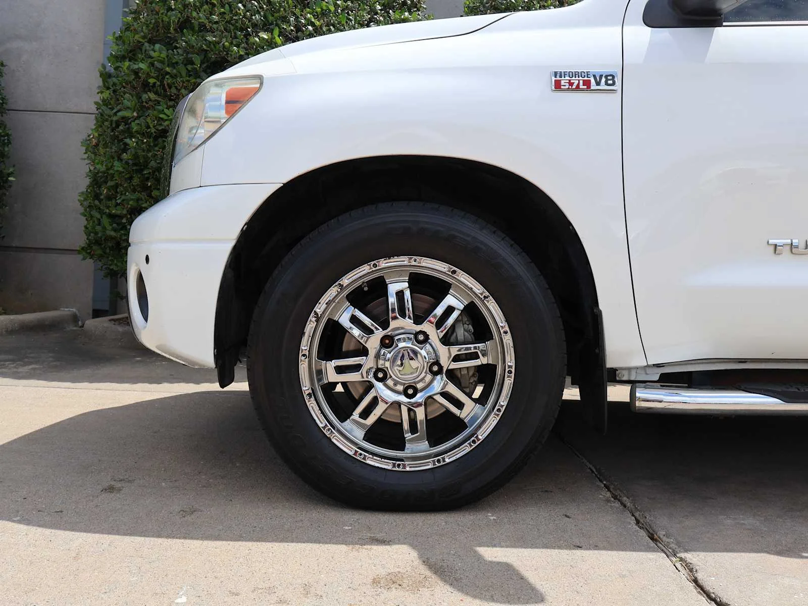 Used 2013 Super White Toyota LTD image 6