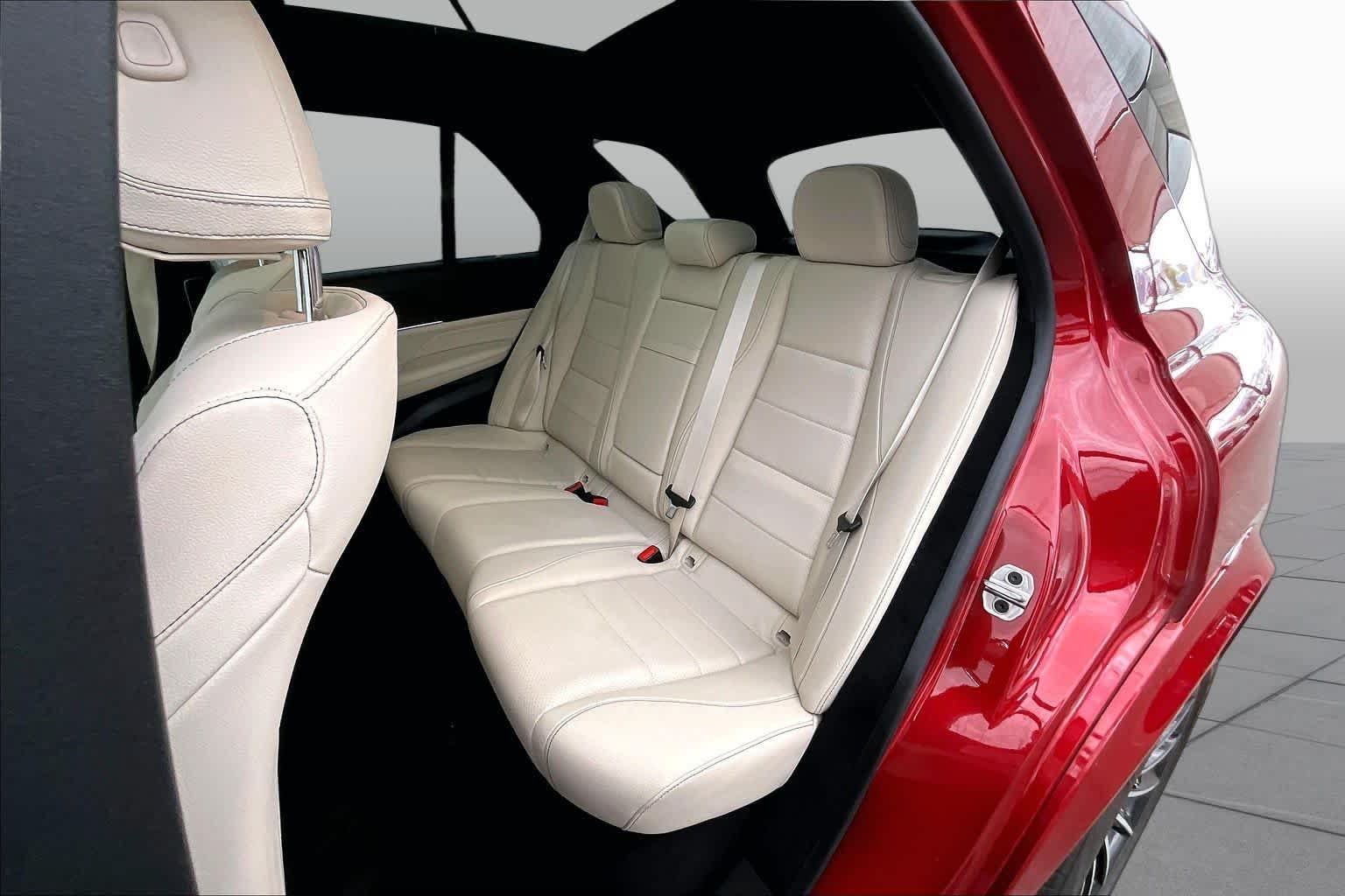 Certified Used 2023 MANUFAKTUR Cardinal Red Metallic Mercedes-Benz GLE 350 image 21