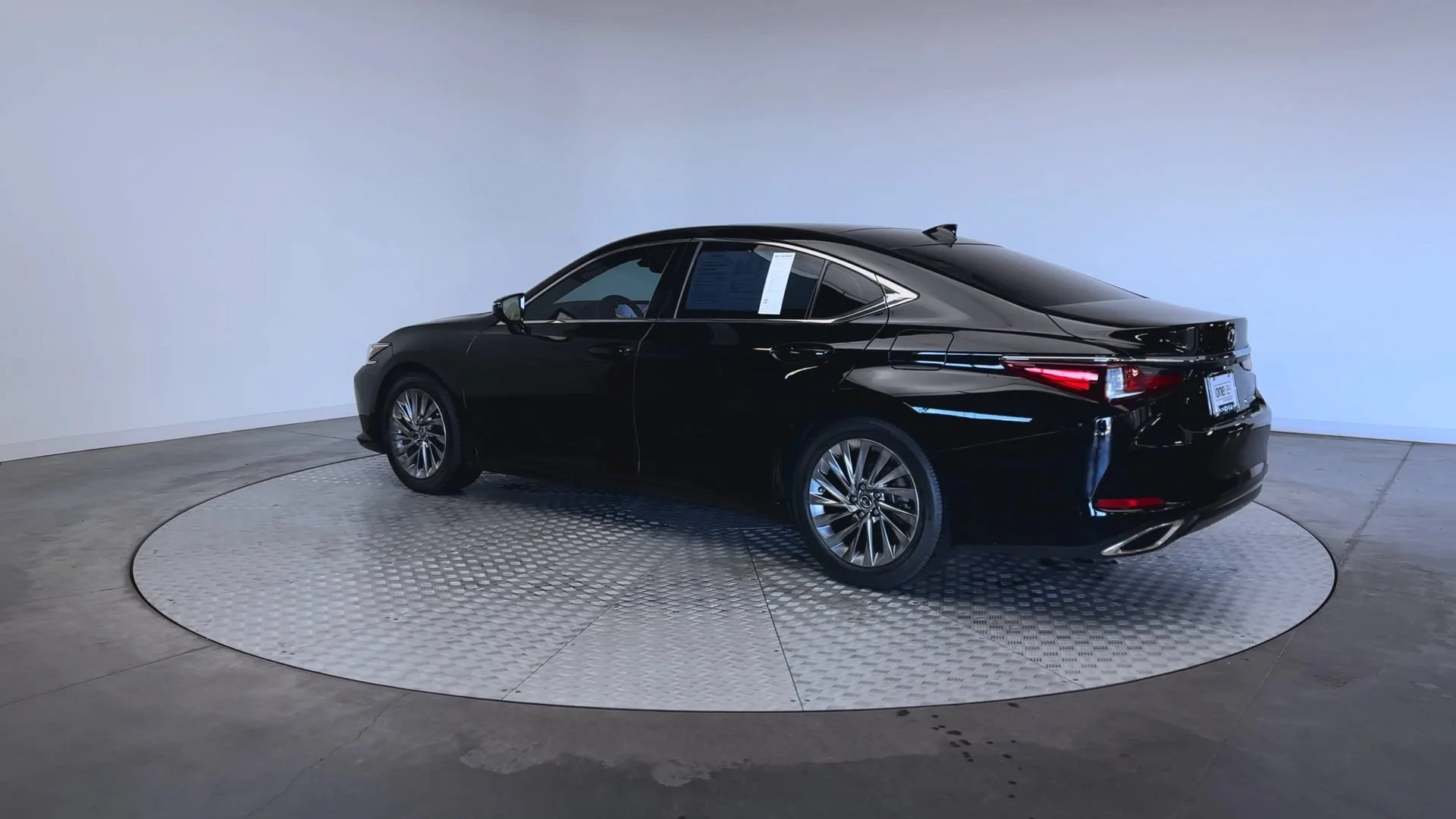 Used 2020 Obsidian Lexus ES 350 Luxury image 6