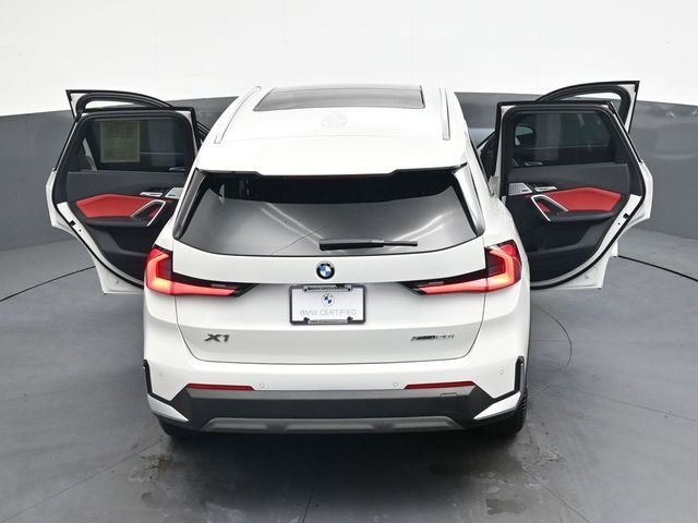 Used 2023 White BMW xDrive28i image 48