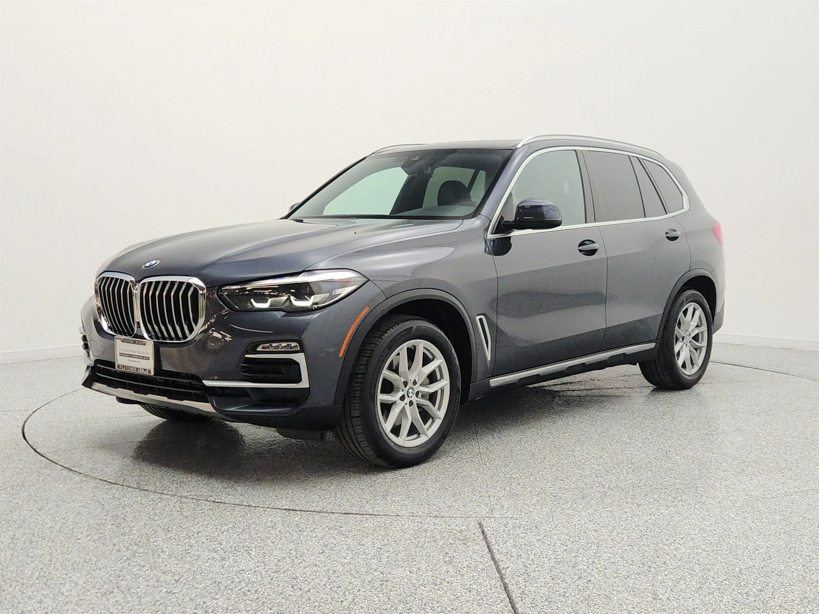 Used 2020 Arctic Gray Metallic BMW sDrive40i Sports Activity Vehicle image 1