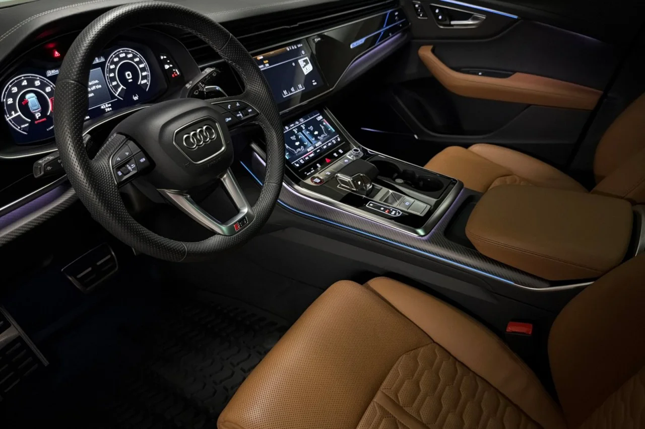Used 2024 NAVARRA BLUE METALLI Audi  image 9