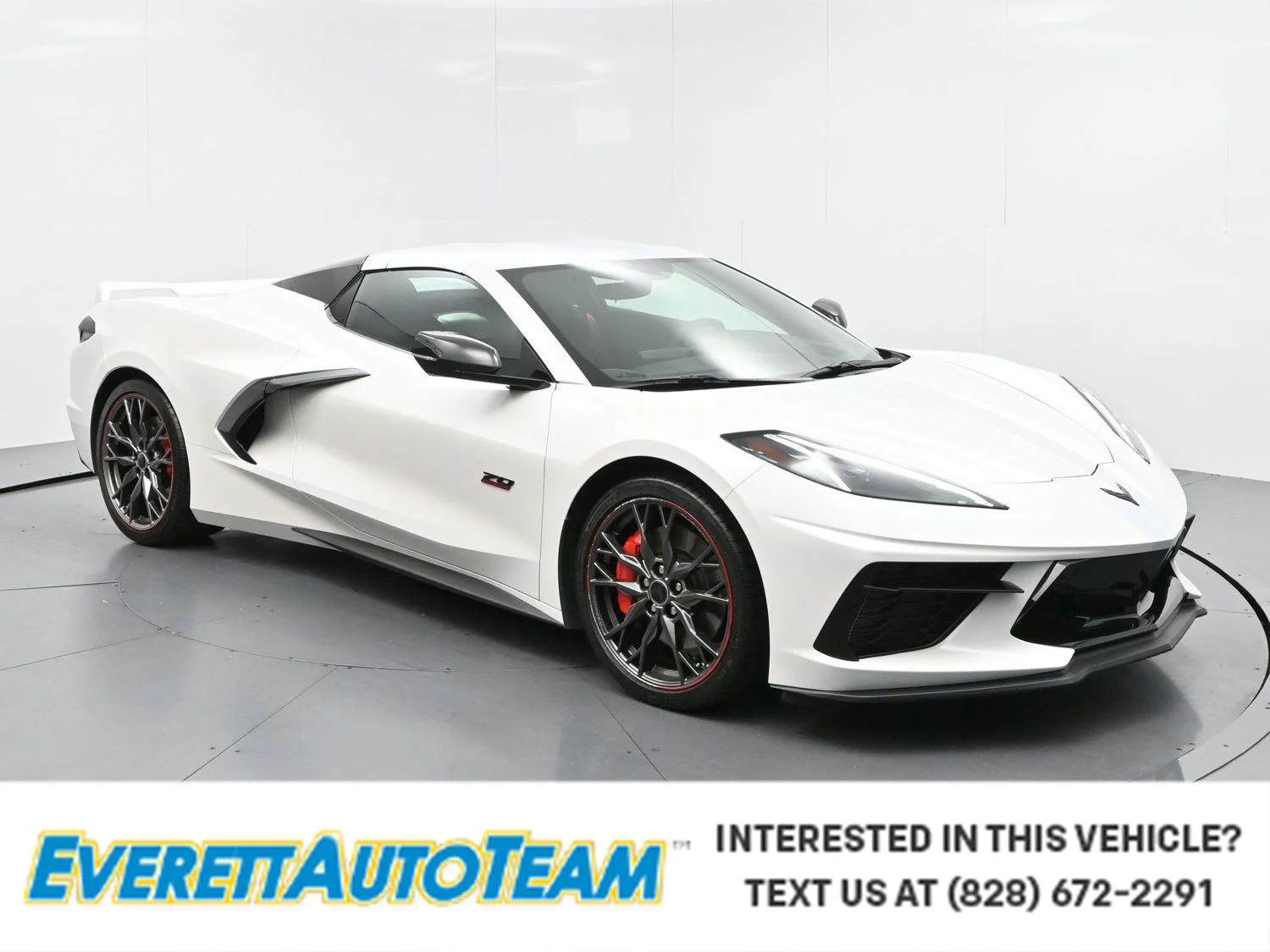Used 2023 WHITE PEARL METALLIC TRICOAT Chevrolet 3LT image 1