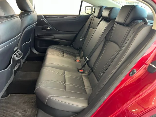 Used 2021 Matador Red Mica Lexus 300h Luxury image 43