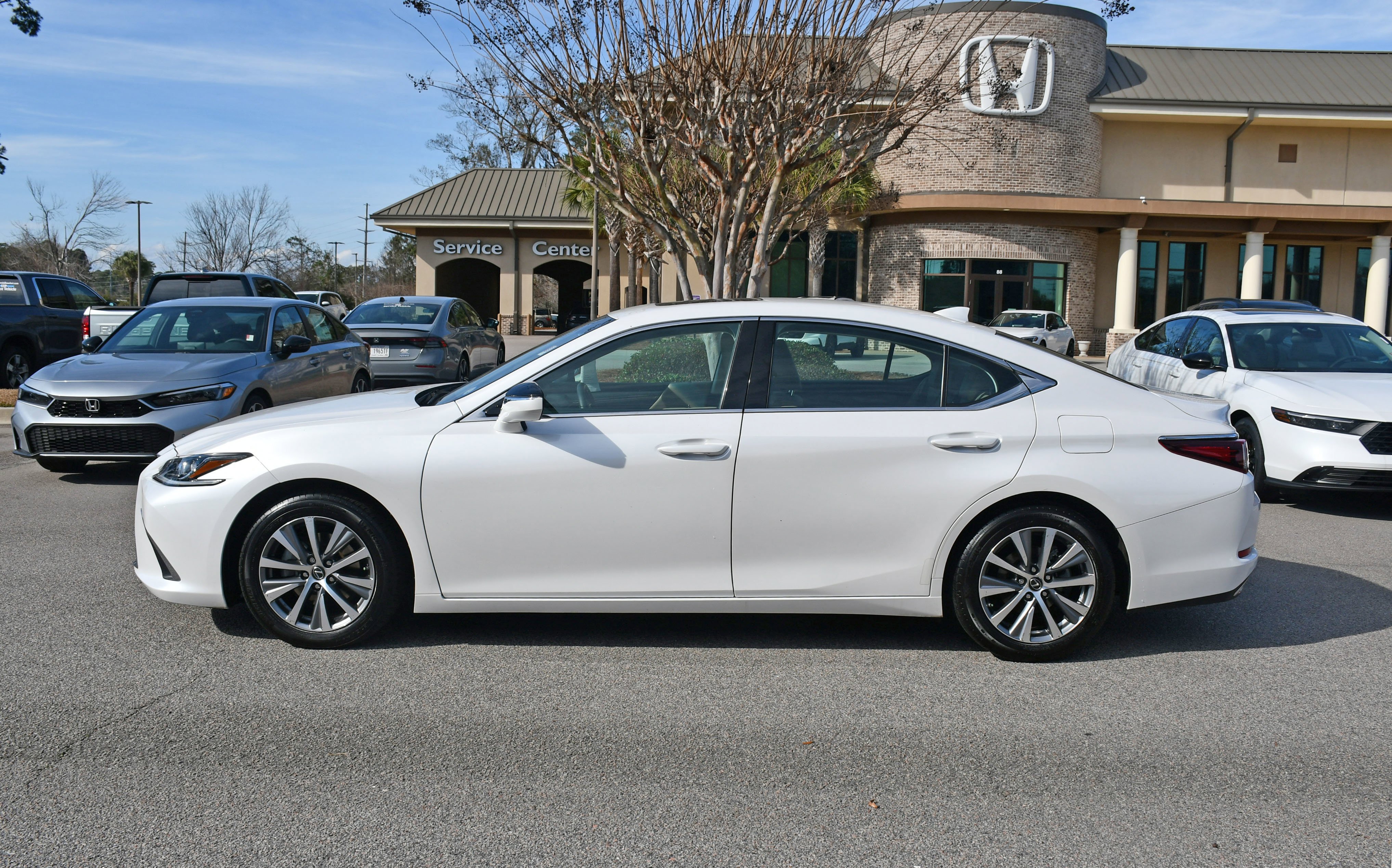 2020 Lexus ES