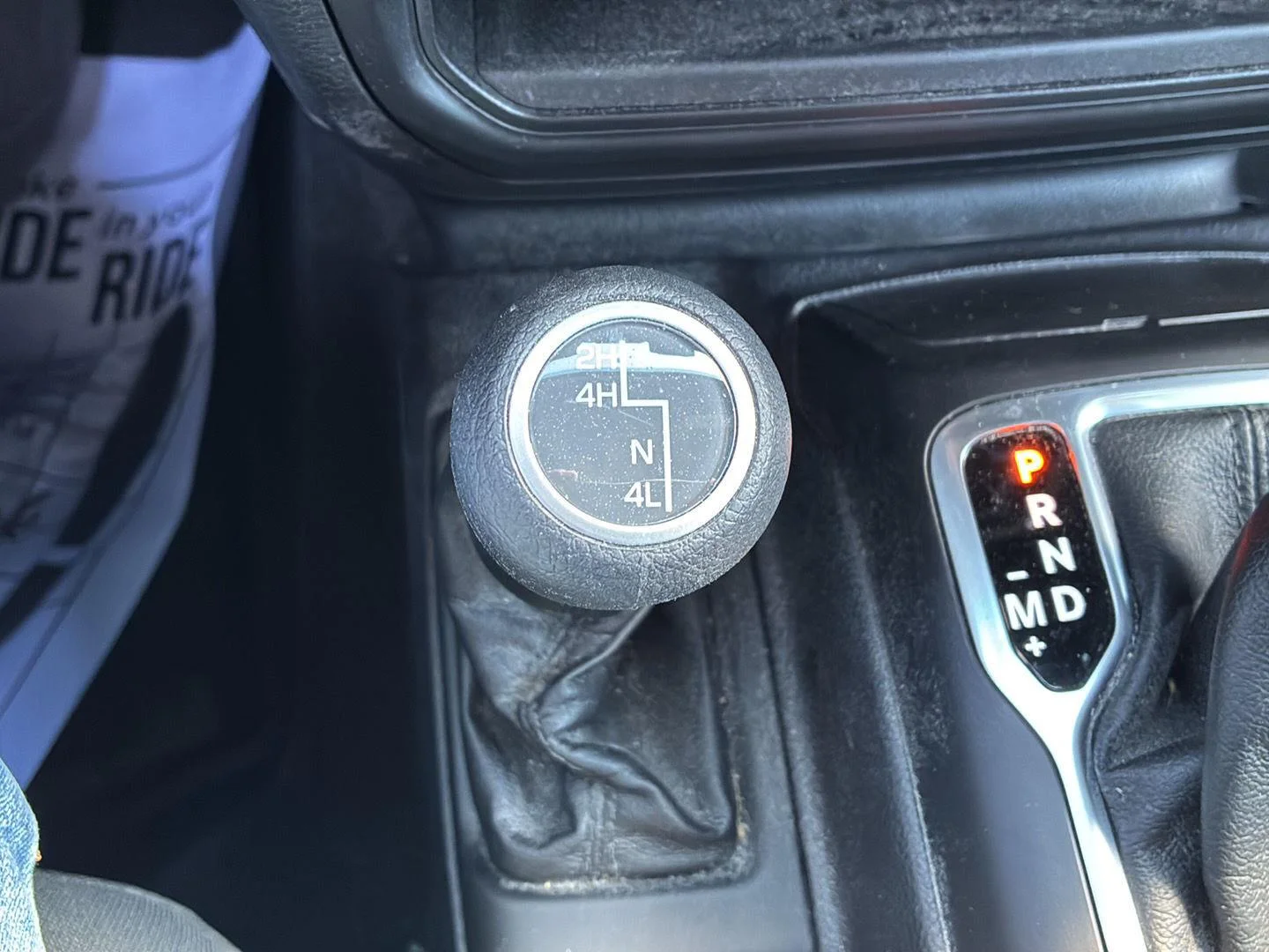 Used 2018 Bright White Clearcoat Jeep Sport S image 7