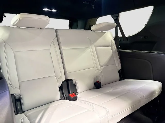 2025 Chevrolet Suburban Premier - Photo 33
